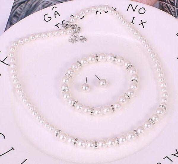 new fashion pearl water drill ball necklace, earrings, stud set, three pieces of fashion classic elegant, Silver
new fashion pearl water drill ball necklace, earrings, stud set, three pieces of fashion classic elegant, Silver