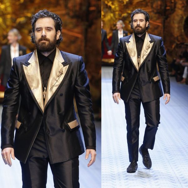 popular men suits double breasted gold peaked lapel colour black men tuxedos two pieces (jacket+pant) business clothing set groom tuxedos, Black;gray
popular men suits double breasted gold peaked lapel colour black men tuxedos two pieces (jacket+pant) business clothing set groom tuxedos, Black;gray