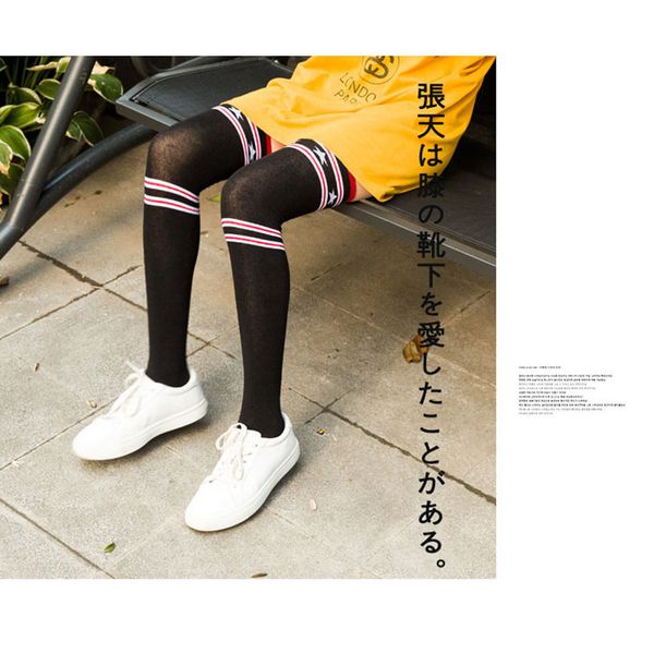 fashion women thigh high socks stripe star knee long socks calcetines cotton good quality funny ladies 1 pairs meias, Black;white
fashion women thigh high socks stripe star knee long socks calcetines cotton good quality funny ladies 1 pairs meias, Black;white
