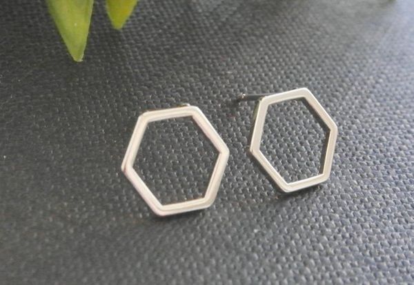 30pair cut out hexagon honeycomb stud earring open line hive hexagon earring simple minimalist geometric stud earrings, Golden;silver
30pair cut out hexagon honeycomb stud earring open line hive hexagon earring simple minimalist geometric stud earrings, Golden;silver