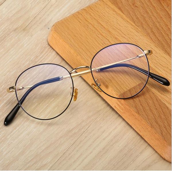 korean fashion metal anti blue light flat mirror frame female round glasses frame, White;black
korean fashion metal anti blue light flat mirror frame female round glasses frame, White;black