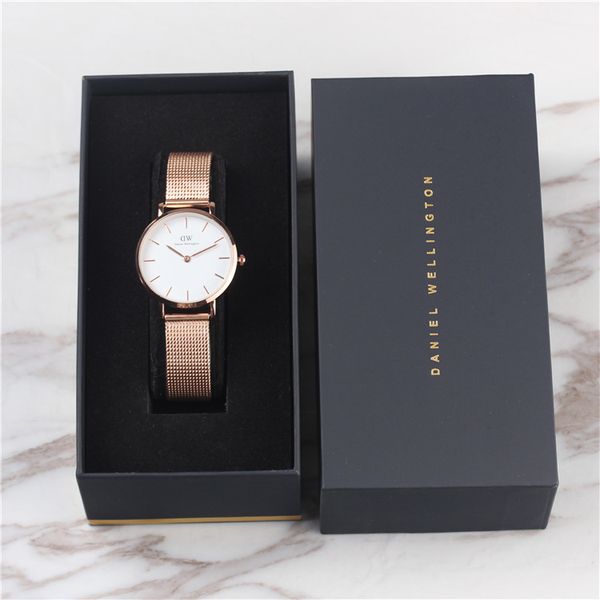 Relógio feminino with box luxury woman watche elegant 32mm tainle teel port quartz watch madam orologio montre féminine, Slivery;brown
Relógio feminino with box luxury woman watche elegant 32mm tainle teel port quartz watch madam orologio montre féminine, Slivery;brown