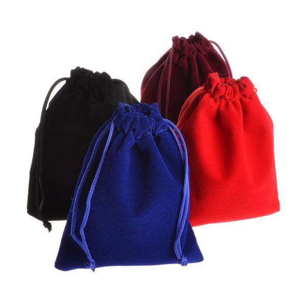 небольшой бархат ювелирные изделия упаковка сумки drawstring сумки свадебный подарок сумки 5 цветов 10 размеров для выбора 50 шт. лот
небольшой бархат ювелирные изделия упаковка сумки drawstring сумки свадебный подарок сумки 5 цветов 10 размеров для выбора 50 шт. лот