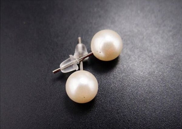 100 pair imple fa hion ear tud girl earring imitation fre hwater 8 mm pearl tud earring alloy frame not fading anti allergy ear tud
100 pair imple fa hion ear tud girl earring imitation fre hwater 8 mm pearl tud earring alloy frame not fading anti allergy ear tud