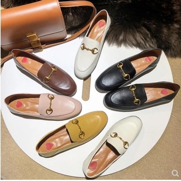 Brand slippers women genuine leather Mules Flat Mules shoes Metal Chain Casual Shoes Loafers Fashion Outdoor Slippers Ladies 516
Brand slippers women genuine leather Mules Flat Mules shoes Metal Chain Casual Shoes Loafers Fashion Outdoor Slippers Ladies 516
