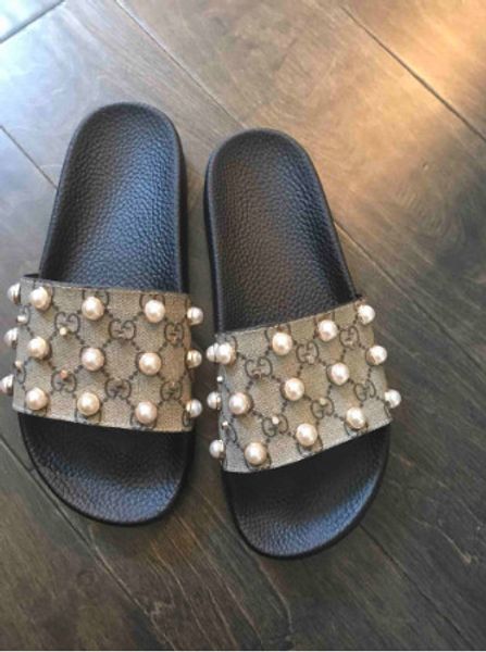 

2018 fashion causal arrival mens and womens flat slide sandals with Pearl effect and gold toned studs