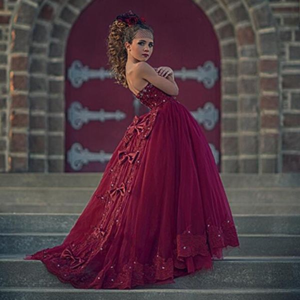 Cheap Burgundy Beaded Girls Pageant Dresses With Bowknots Appliques Lace Flower Girls Dresses For Weddings Kids Birthday Communion
Cheap Burgundy Beaded Girls Pageant Dresses With Bowknots Appliques Lace Flower Girls Dresses For Weddings Kids Birthday Communion