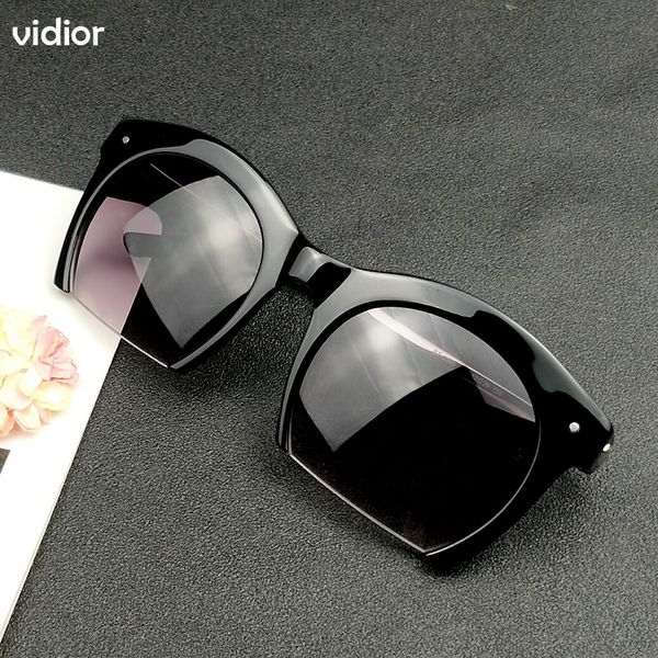 fashion sunglasses men polarized sunglasses men driving mirrors coating points black frame eyewear male sun glasses 2018, White;black
fashion sunglasses men polarized sunglasses men driving mirrors coating points black frame eyewear male sun glasses 2018, White;black