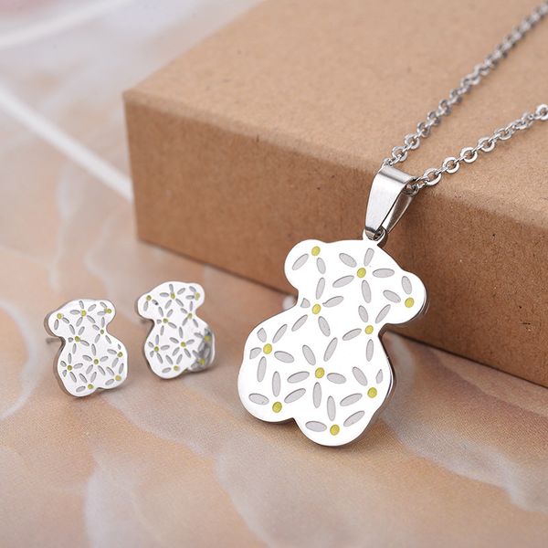 Новый испанский бренд из нержавеющей стали милый сладкий ромашка цветок медведь
Новый испанский бренд из нержавеющей стали милый сладкий ромашка цветок медведь