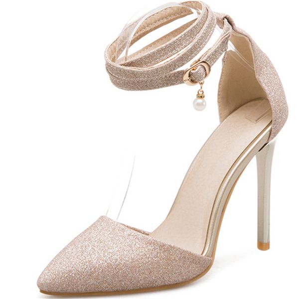 2018 new style sandals sequined cloth women pumps red party wedding shoes pointed toe buckle high heels shoes woman, Black 
2018 new style sandals sequined cloth women pumps red party wedding shoes pointed toe buckle high heels shoes woman, Black