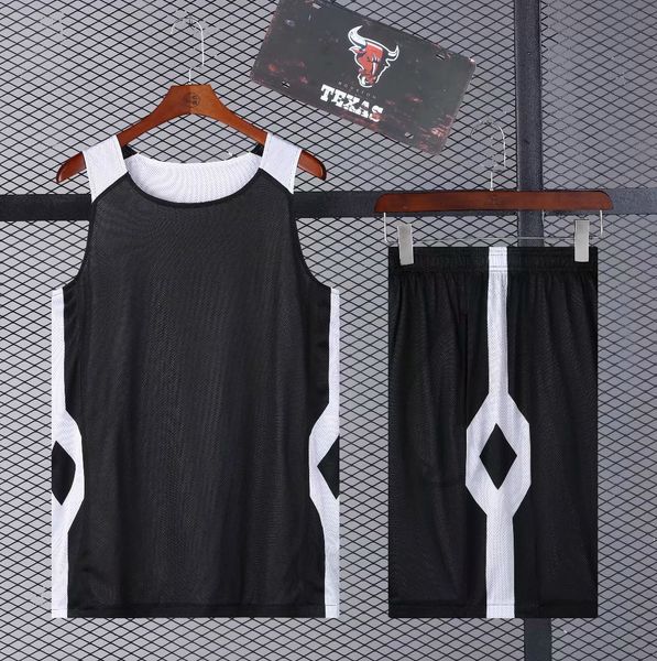 New man port et outdoor ba ketball wear 2018 uperior quality two ide wear breathable men ba ketball uit tank and hort uniform
New man port et outdoor ba ketball wear 2018 uperior quality two ide wear breathable men ba ketball uit tank and hort uniform