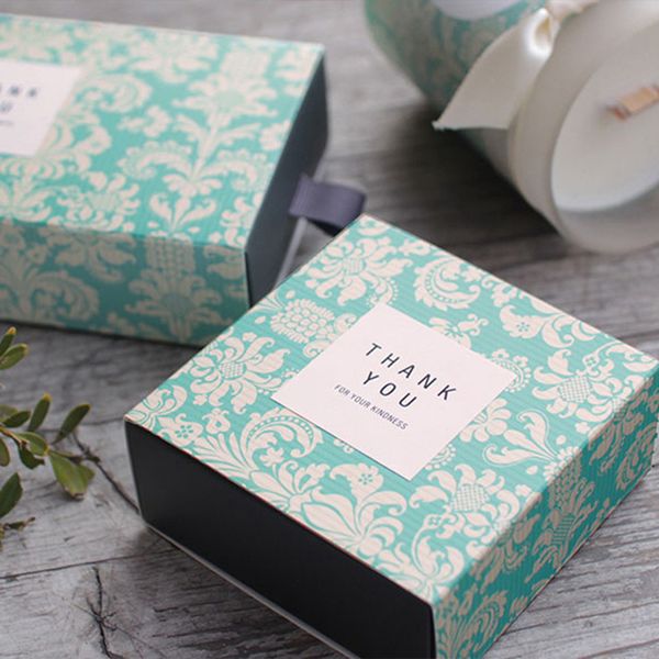 square pull-out valentine's day chocolate boxes drawer shape gift box paper boxs for wedding party banquet candy packaging
square pull-out valentine's day chocolate boxes drawer shape gift box paper boxs for wedding party banquet candy packaging