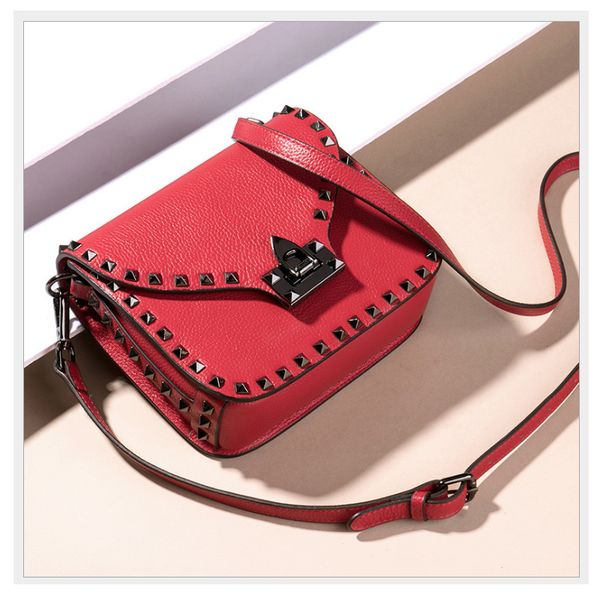 women bag enuine leather female autumn shoulder bags vintage ladies bags brands rivet handbags totes bag
women bag enuine leather female autumn shoulder bags vintage ladies bags brands rivet handbags totes bag