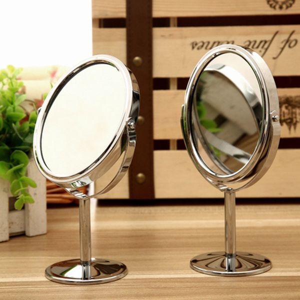 creative metal deskmakeup mirror reversible magnifying mirror small rotating 1: 2 magnification function
creative metal deskmakeup mirror reversible magnifying mirror small rotating 1: 2 magnification function