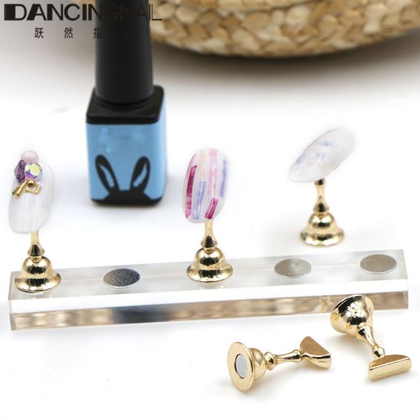 magnetic nail art practice training display stand acrylic crystal base alloy false nail tip holder salon diy manicure tool 2017, Silver
magnetic nail art practice training display stand acrylic crystal base alloy false nail tip holder salon diy manicure tool 2017, Silver