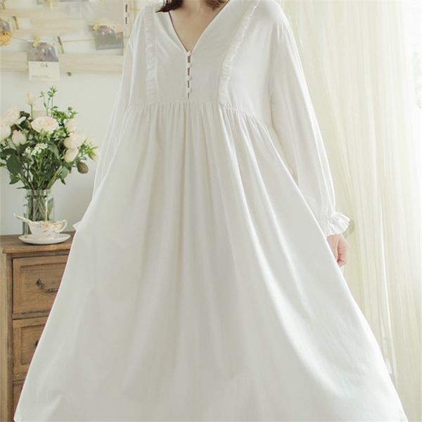 autumn nightgown vintage princess nightdress white long sleeve home wear night robe dress cotton sleepwear women nightwear, Black;red
autumn nightgown vintage princess nightdress white long sleeve home wear night robe dress cotton sleepwear women nightwear, Black;red