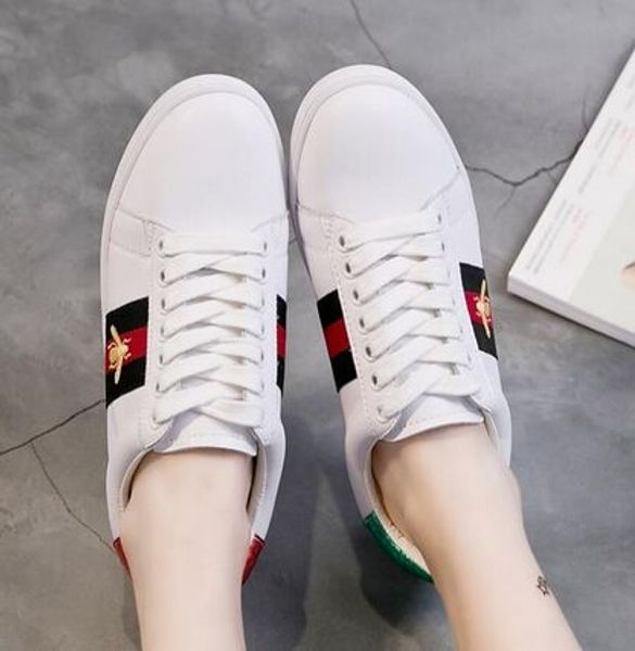Free shpping Ace embroidery bee women small white shoes Fall fashion casual shoes sneakers For men women flat shoes
Free shpping Ace embroidery bee women small white shoes Fall fashion casual shoes sneakers For men women flat shoes
