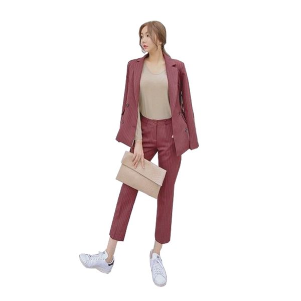 2018 spring and autumn new korean slim professional striped small suit female casual double-breasted nine / pants two suits, White;black
2018 spring and autumn new korean slim professional striped small suit female casual double-breasted nine / pants two suits, White;black
