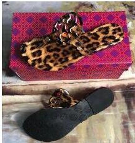 2018 de igner lide women men andal europe brand fa hion men andal medu a cuff ummer huarache lipper flip flop lipper
2018 de igner lide women men andal europe brand fa hion men andal medu a cuff ummer huarache lipper flip flop lipper