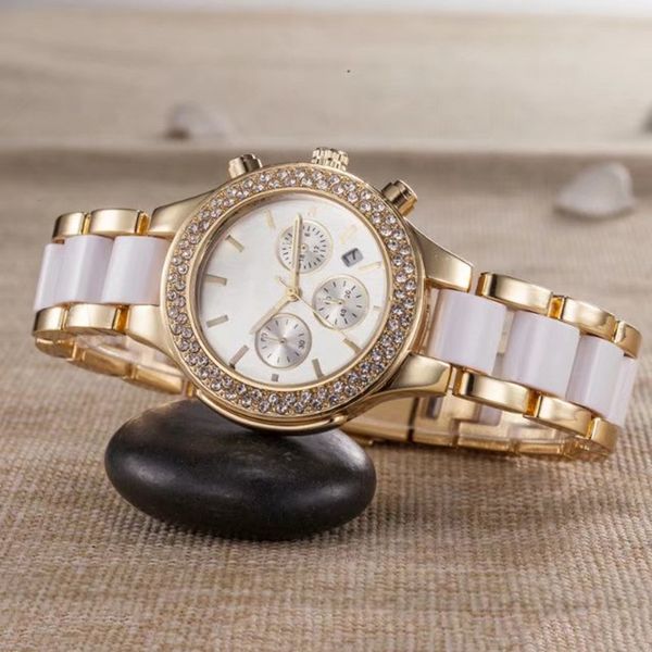 montre femme новый бренд элегантный роскошный дизайнер дамское платье белые керамические часы женские алмазные часы с автоматическим датиров, Slivery;brown
montre femme новый бренд элегантный роскошный дизайнер дамское платье белые керамические часы женские алмазные часы с автоматическим датиров, Slivery;brown