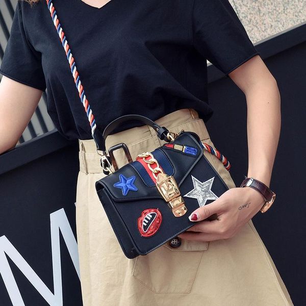 2017 early summer new korean fashion bags embroidery star personality with flower leather women crossbody bags
2017 early summer new korean fashion bags embroidery star personality with flower leather women crossbody bags