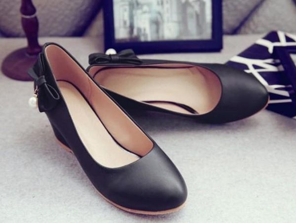 send women's single shoes 2018 spring and autumn new style bowknot round head shallow mouth korean slope heel shoes, Black
send women's single shoes 2018 spring and autumn new style bowknot round head shallow mouth korean slope heel shoes, Black