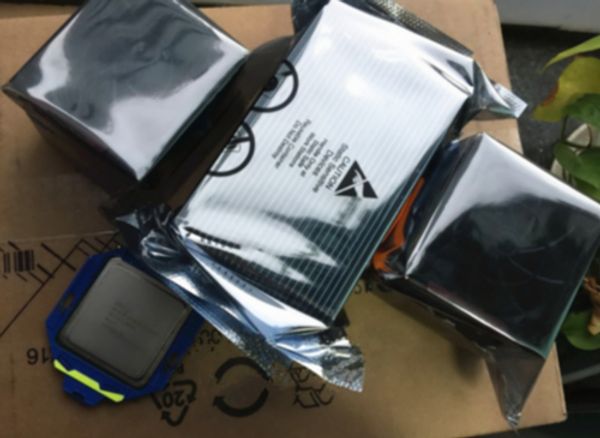 715220-b21 cpu upgrade kit e5-2630 v2 с вентилятором радиатора для dl380p gen8
715220-b21 cpu upgrade kit e5-2630 v2 с вентилятором радиатора для dl380p gen8