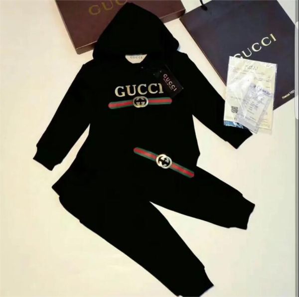 High end cla ic luxury logo de igner baby t hirt pant jacket hoodie weater children fa hion children 2 piece port uit
High end cla ic luxury logo de igner baby t hirt pant jacket hoodie weater children fa hion children 2 piece port uit
