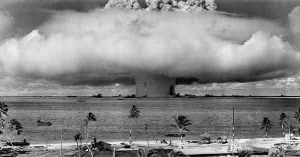 Free Shipping Operation Crossroads Nuclear Test The Atomic Bomb High Quality Art Posters Print Wallpaper Photo paper 16 24 36 47 inches
Free Shipping Operation Crossroads Nuclear Test The Atomic Bomb High Quality Art Posters Print Wallpaper Photo paper 16 24 36 47 inches