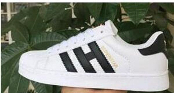 2018 большой size36-46 мода мужская повседневная обувь суперзвезда женская плоская обувь женщины zapatillas deportivas mujer любители sapato, Black
2018 большой size36-46 мода мужская повседневная обувь суперзвезда женская плоская обувь женщины zapatillas deportivas mujer любители sapato, Black