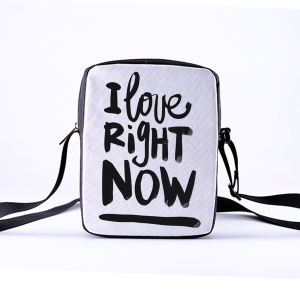 customized women's crossbody shoulder bag letter pattern print large canvas tote women's shoulder messenger bag 23cm*17cm*5cm
customized women's crossbody shoulder bag letter pattern print large canvas tote women's shoulder messenger bag 23cm*17cm*5cm
