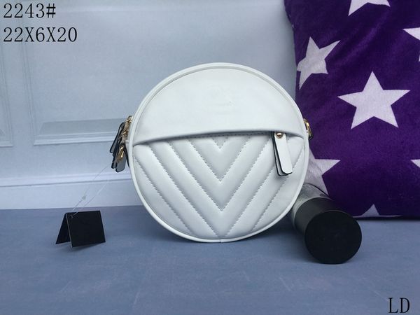 new designer famous women round rhombic shoulder messenger bag lady bags pocket wallet #2243 size 22x6x20cm
new designer famous women round rhombic shoulder messenger bag lady bags pocket wallet #2243 size 22x6x20cm