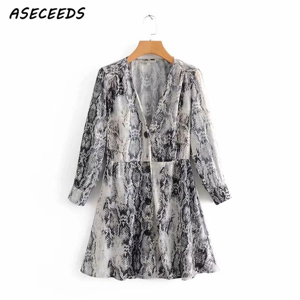 fall 2018 vintage dress women v neck chic snake print mini dress casual long sleeve beach korean fashion party, White;black
fall 2018 vintage dress women v neck chic snake print mini dress casual long sleeve beach korean fashion party, White;black