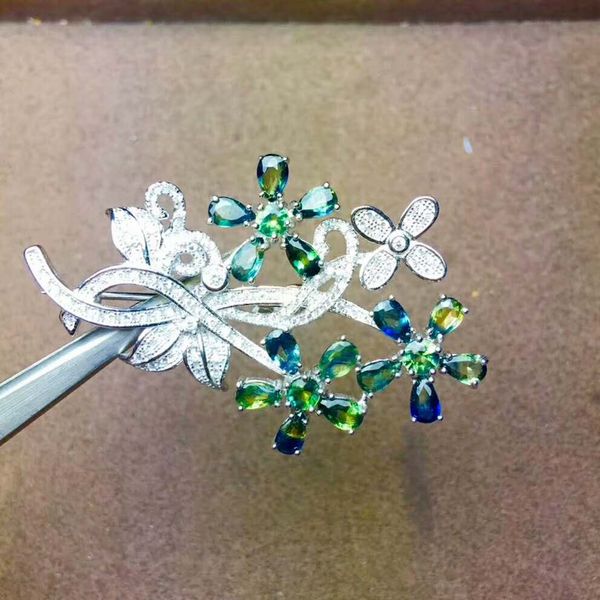 natural blue sapphire brooch natural gemstone luxury flowers s925 silver lady party jewelry, Slivery;golden
natural blue sapphire brooch natural gemstone luxury flowers s925 silver lady party jewelry, Slivery;golden