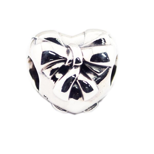 fits charms bracelets 2018 new shining heart bow charm beads original 925 sterling silver charm diy jewelry for women making wholesale, Bronze;silver
fits charms bracelets 2018 new shining heart bow charm beads original 925 sterling silver charm diy jewelry for women making wholesale, Bronze;silver