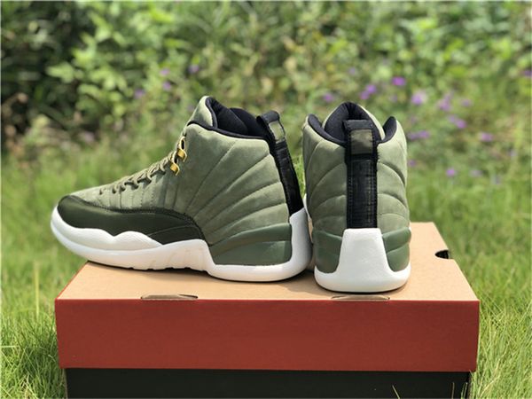 2018 12 graduation pack cp3 12s chris paul class men basketball shoes authentic green suede 130690-301o carbon fiber sneakers with box, White;red
2018 12 graduation pack cp3 12s chris paul class men basketball shoes authentic green suede 130690-301o carbon fiber sneakers with box, White;red