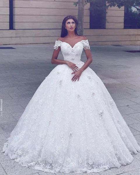 arabic off shoulder ball gown wedding dresses 2018 luxury puffy floor length pretty lace with 3d-floral appliques bridal dress, White
arabic off shoulder ball gown wedding dresses 2018 luxury puffy floor length pretty lace with 3d-floral appliques bridal dress, White