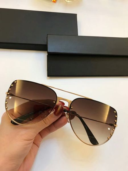 latest selling popular fashion edgy women sunglasses mens sunglasses men sunglasses gafas de sol sun glasses uv400 lens with box, White;black
latest selling popular fashion edgy women sunglasses mens sunglasses men sunglasses gafas de sol sun glasses uv400 lens with box, White;black