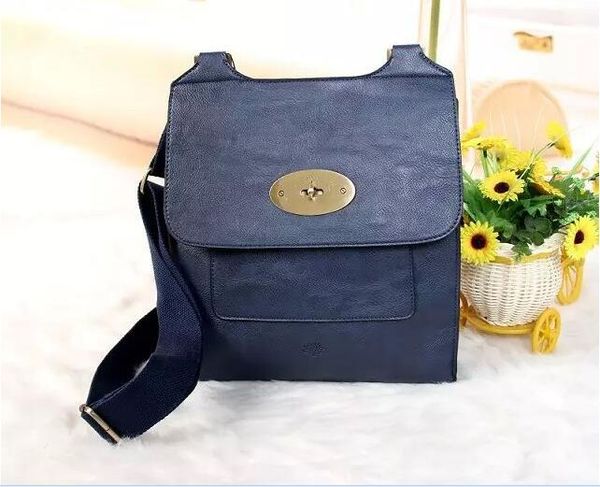 Top Quality Mens Genuine Leather Messenger Bags Crossbody Shoulder Bags For Men Business Classic Traver Handbags Purse Mulb-9218
Top Quality Mens Genuine Leather Messenger Bags Crossbody Shoulder Bags For Men Business Classic Traver Handbags Purse Mulb-9218