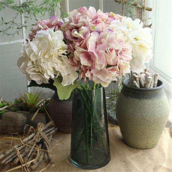 54cm artificial flower branch hydrangea fake silk flowers bouquet home decorations for wedding party with fake leaves
54cm artificial flower branch hydrangea fake silk flowers bouquet home decorations for wedding party with fake leaves