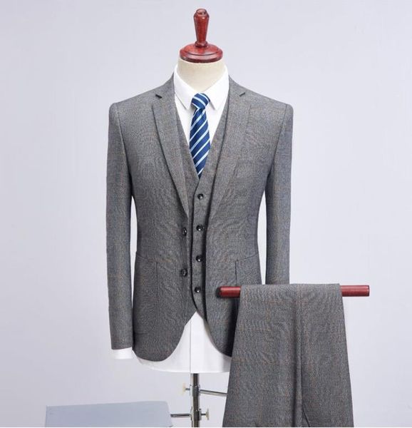 light grey side vent groom tuxedos groomsmen man mens wedding suits bridegroom (jacket+pants+vest+tie) man suit, White;black
light grey side vent groom tuxedos groomsmen man mens wedding suits bridegroom (jacket+pants+vest+tie) man suit, White;black