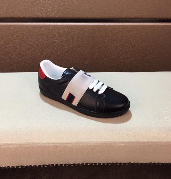 Scarpe da ginnastica ACE Scarpe casual da uomo Lettere in vera pelle Luxury Designer Designer Scarpe Taglia 38-44 modelloA 
Scarpe da ginnastica ACE Scarpe casual da uomo Lettere in vera pelle Luxury Designer Designer Scarpe Taglia 38-44 modelloA
