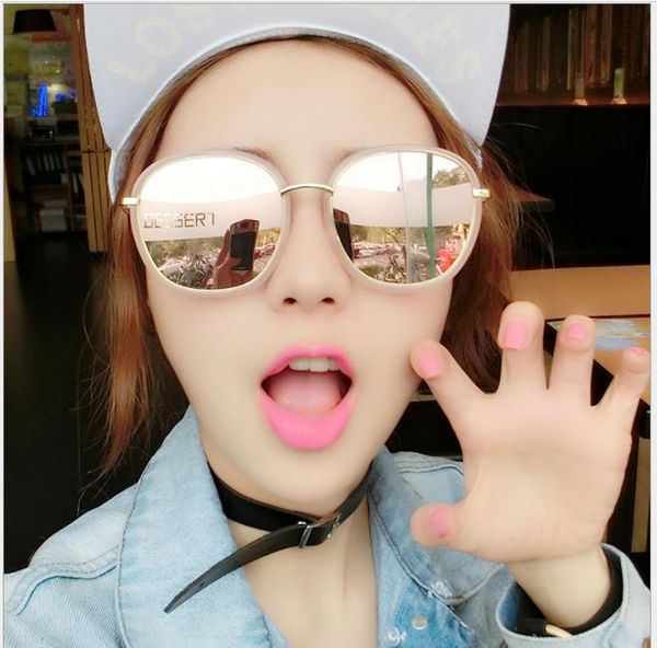 2019 male and female color, reflective, color, polarizing sunglasses, sunglasses, polarizing glasses, White;black
2019 male and female color, reflective, color, polarizing sunglasses, sunglasses, polarizing glasses, White;black
