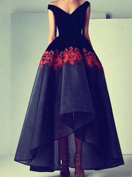 evening dress yousef aljasmi kim kardashian v-neck embroidery featuer orstrich long dress myriam almoda gianninaazar zuhlair murad ziadnakad, Black;pink
evening dress yousef aljasmi kim kardashian v-neck embroidery featuer orstrich long dress myriam almoda gianninaazar zuhlair murad ziadnakad, Black;pink