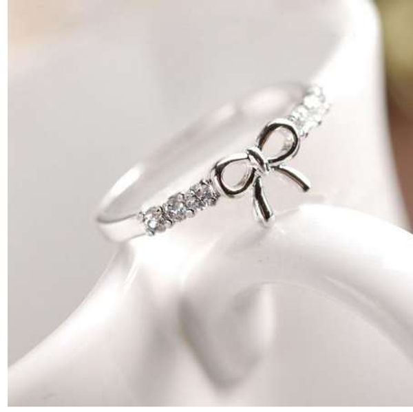 korean jewelry rings ladies new fashion design simple crystal wedding bands rings with bowknot, Silver
korean jewelry rings ladies new fashion design simple crystal wedding bands rings with bowknot, Silver