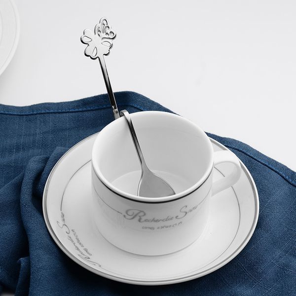 1pc stainless steel coffee spoon heart shape spoons twisting hanging cup teaspoon for drinking kitchen accessories 2d
1pc stainless steel coffee spoon heart shape spoons twisting hanging cup teaspoon for drinking kitchen accessories 2d