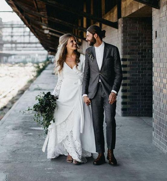 boho lace wedding dresses 2019 new vestidos de noiva matched sash deep v-neck a-line long sleeve high low garden bridal gowns custom w1046, White
boho lace wedding dresses 2019 new vestidos de noiva matched sash deep v-neck a-line long sleeve high low garden bridal gowns custom w1046, White
