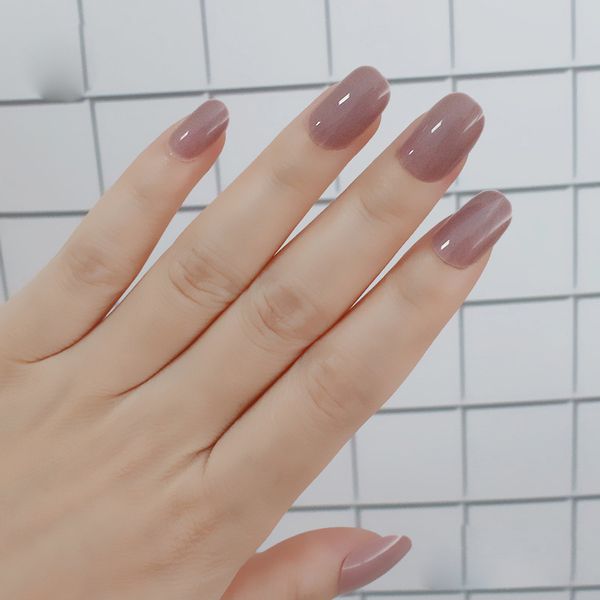 24pcs adorable fashion candy oval decorative fake nails long round section charming light brown l388, Red;gold
24pcs adorable fashion candy oval decorative fake nails long round section charming light brown l388, Red;gold