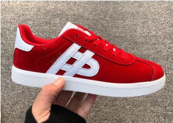 2018 Classic Suede Gazelle Men & Women Low Casual Casual gazelle Trainer Chukka Red pink Grey Lightweight Breathable Shoes
2018 Classic Suede Gazelle Men & Women Low Casual Casual gazelle Trainer Chukka Red pink Grey Lightweight Breathable Shoes