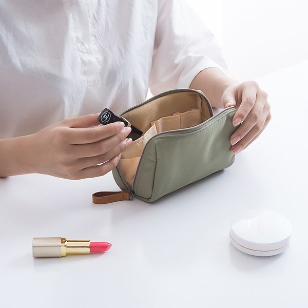 wholesale women beauty case waterproof cosmetic bags mini handbag portable makeup bag lightweight small travel organizer
wholesale women beauty case waterproof cosmetic bags mini handbag portable makeup bag lightweight small travel organizer